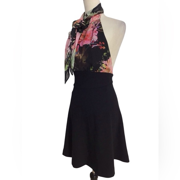 Marciano Floral Tie Neck Halter Open Back Mini Dress Size XS - Picture 3 of 9